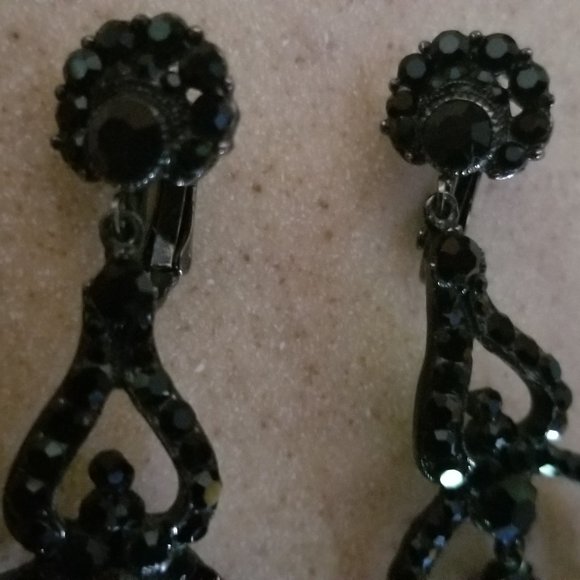 VINTAGE STATEMENT JOSE & MARIA BARRERA BLACK CRYSTAL DANGLE CHANDELIER EARRINGS - Picture 6 of 12